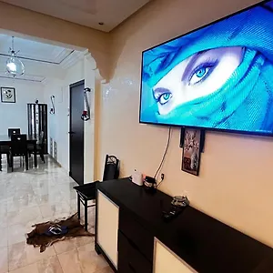  Apartamento Magnifique Spacieux Confort Propre Familial 2 Salon Et Salle A Manger A 20mn A Pied De Place Jemaa El Fina 4 Piscines Dans Espace De Golf A 12 Mn En Voitures L Entree Est Gratuit Pour La Clientele Ouvert Entre 10h Et 20h